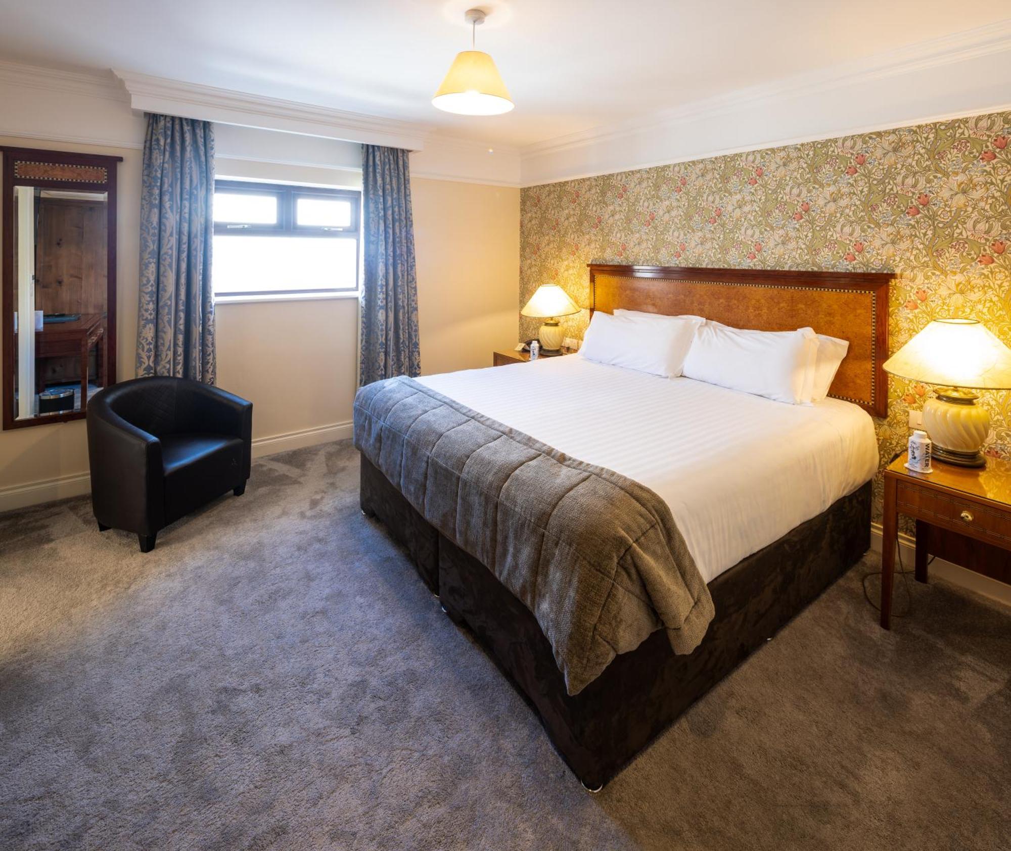 West Cork Hotel Скибберин Экстерьер фото